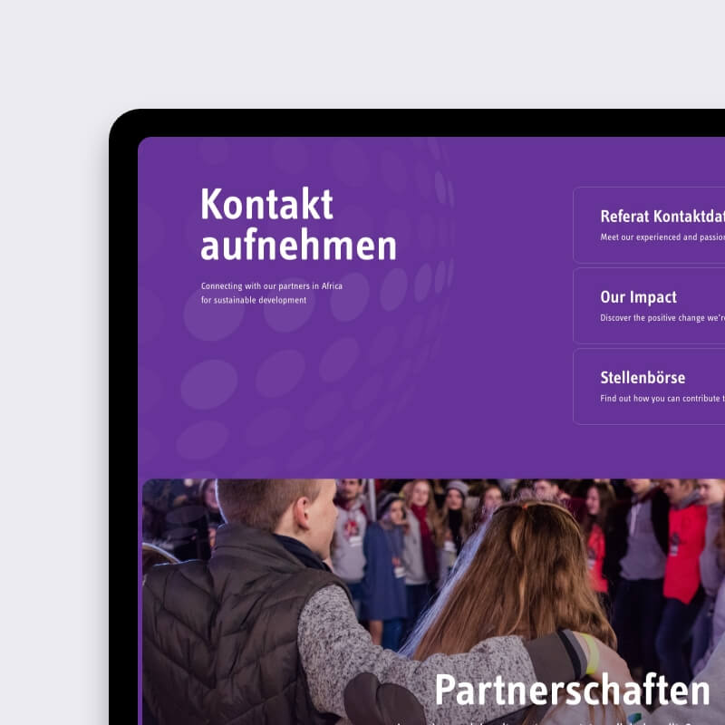 Mission EineWelt mega menu navigatie en contactpagina tablet