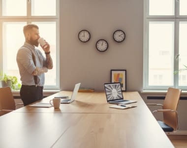 White label team extending agency hours by working across multiple time zones