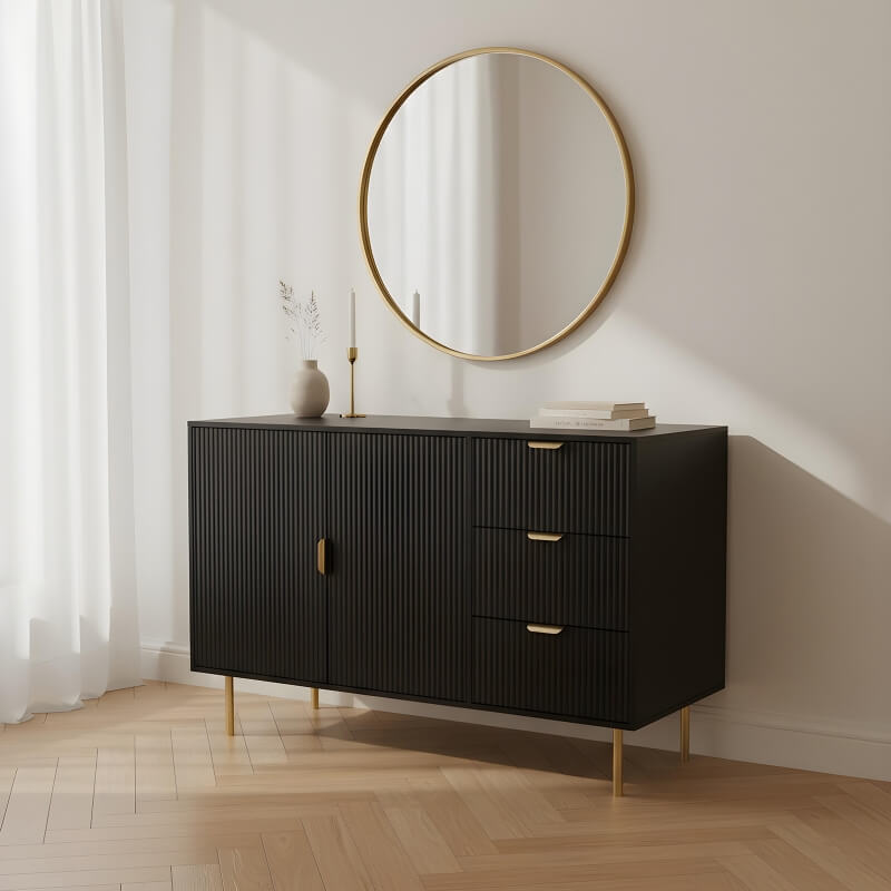 Zwart dressoir in rustige woonkamer met ronde spiegel, AI lifestyle product photography met consistente stijl