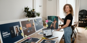 Grafisch ontwerpbureau maakt conversiegerichte visuals voor campagnes, passend bij merkidentiteit en huisstijl