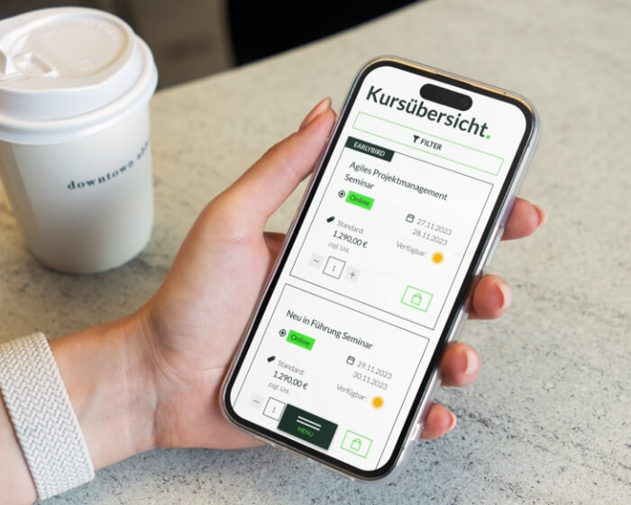 Smartphone mock-up van online cursusplatform van CPC Academy met cursusoverzicht
