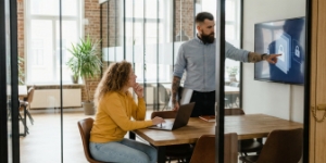 Website beveiliging controleren met security scherm, managed webhosting in Zwolle kantoor