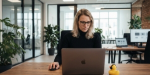 Google Ads bureau Nederland optimaliseert, google ads beheer met tests en negatieve zoekwoorden