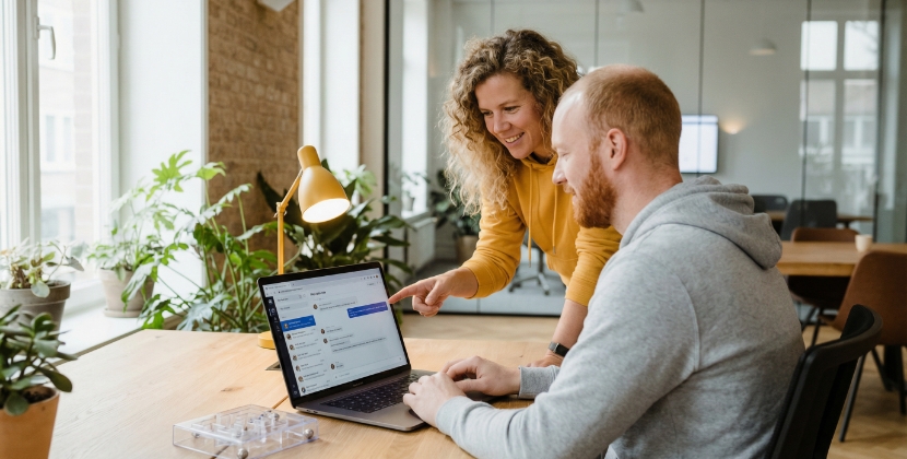 FAQ notes on WordPress vs HubSpot SEO, migration risks, and content governance