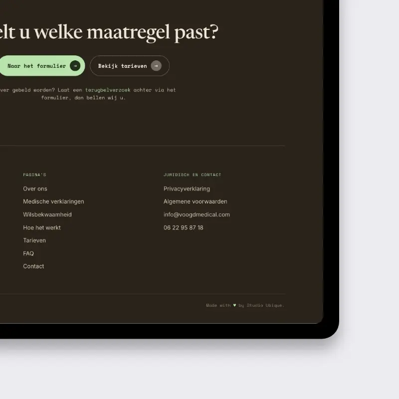 Donker afsluitblok met knoppen en de footer uit het webdesign van Voogd Medical